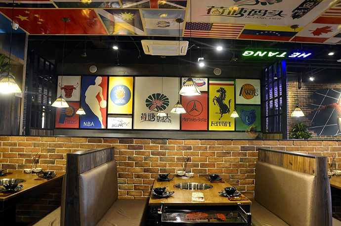 工业风火锅店吊顶装修图 工业风火锅店吊顶装修图