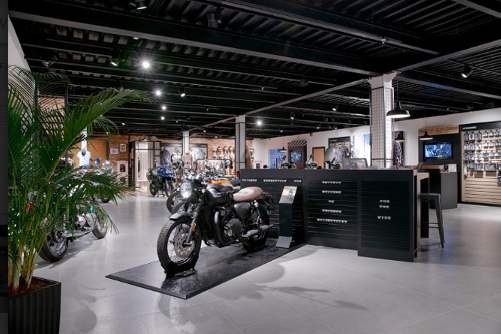 摩托车专卖店装修设计效果图欣赏