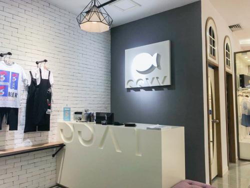 童装店装修效果图.jpg