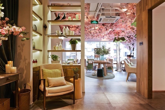 成都美甲店应该如何装修设计 美甲店装修效...